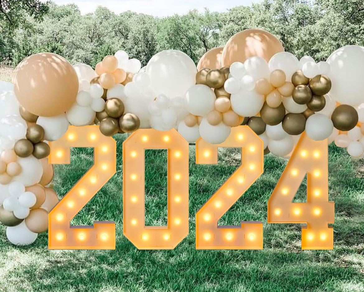 2024 Marquee numbers with Garland – Balloonscharlotte