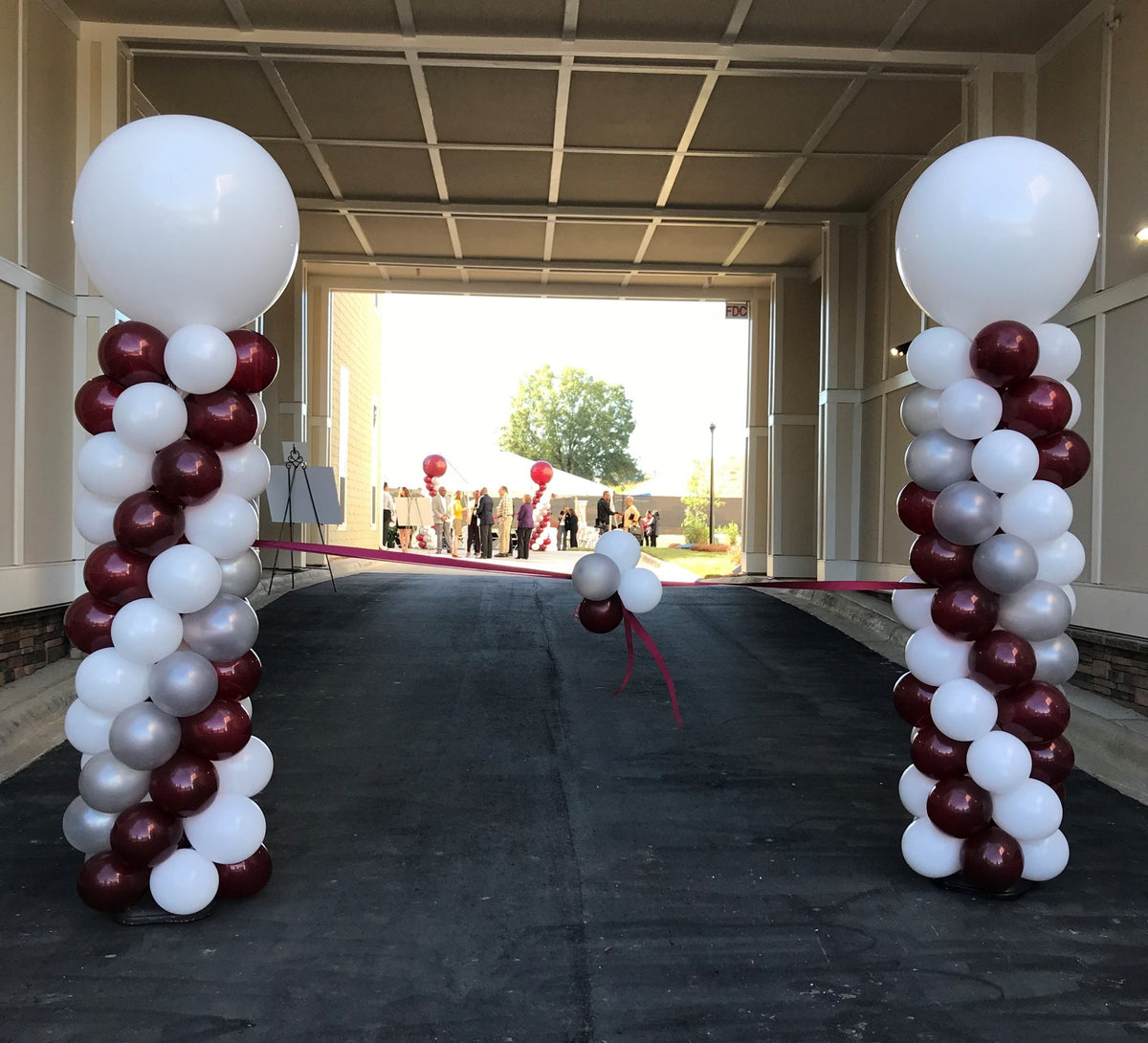 Ribbon Cutting Column Set– Balloon & Party Charlotte
