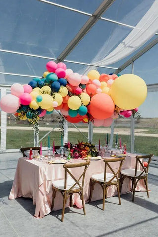 3 Creative Ways to Use Balloon arches balloon columns and balloon garlands