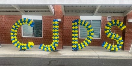 big balloon letters outside