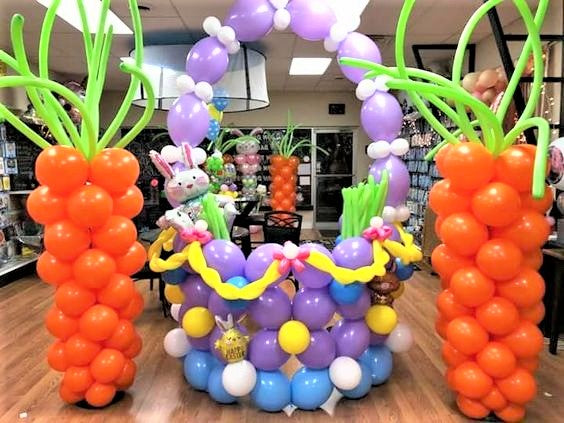 Easter  Basket  Picture Frame Arch and Carrot Column Decorating Set.