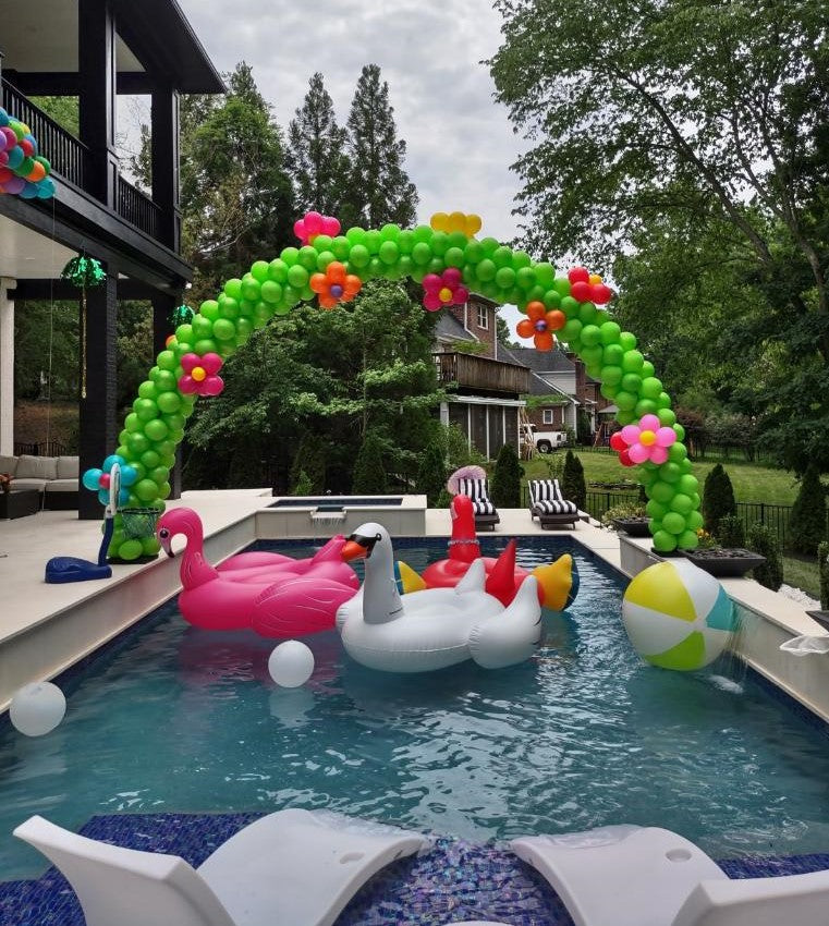 Extra Large Themed Arch