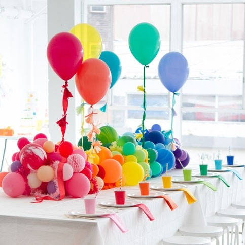 https://balloonscharlotte.com/cdn/shop/products/table-runner_1080x.jpg?v=1614048533